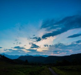 成都机场大巴生存指南，省下打车钱，还能偶遇故事